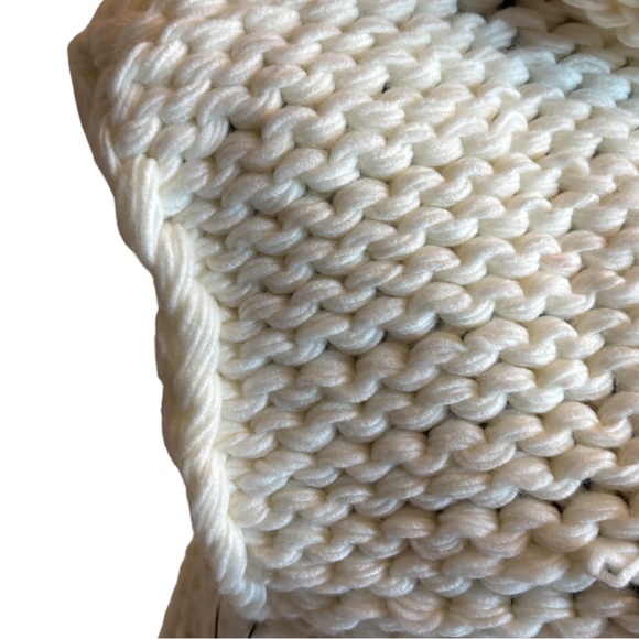 Hand Knit Sweater The Karsaan - Picture 13 of 13